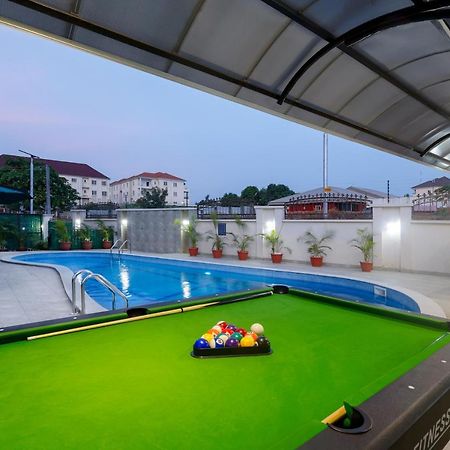 Bkt Cribs - Apartments & Suites Abuja Buitenkant foto