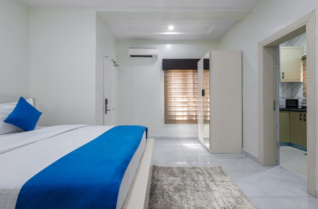 Bkt Cribs - Apartments & Suites Abuja Buitenkant foto